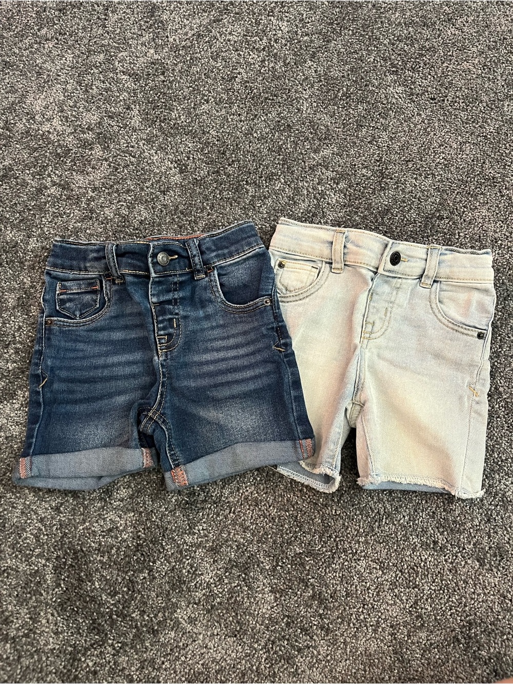 Cat & Jack Kids Denim Shorts Set - Dark Blue & Light Wash. 18 month